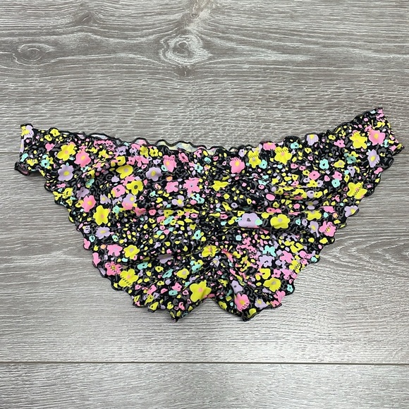 Victoria’s Secret Bikini Ruffle Cheeky Bottom Ruffle Halter Aqua Floral M/34C - Picture 3 of 16